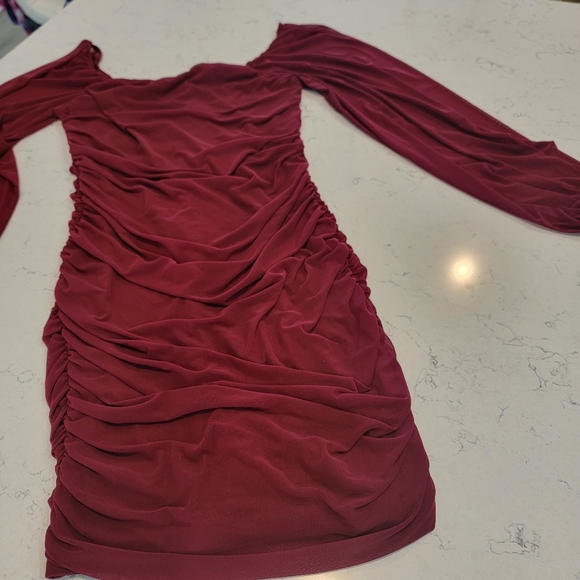 Fashion rushed bodycon red dress with blouson sleeves  squared neck size Large - Picture 8 of 13